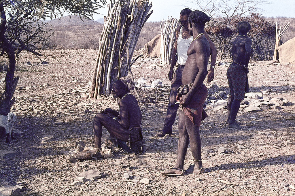 (RF 767) Memórias do Antigo Ultramar Português – Angola