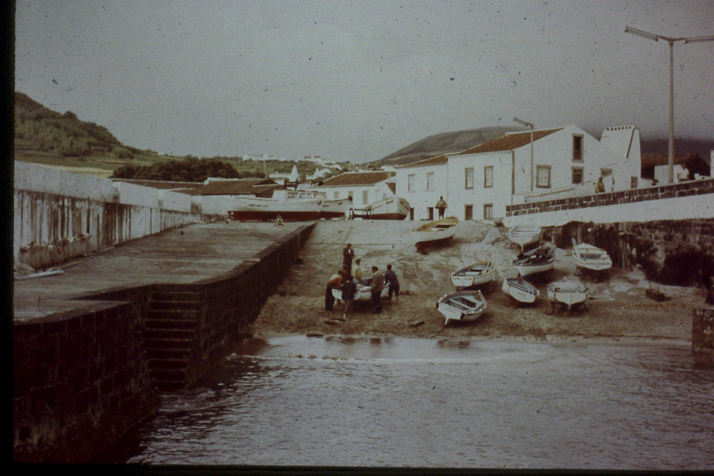 131. O porto de Santa Cruz (Graciosa)