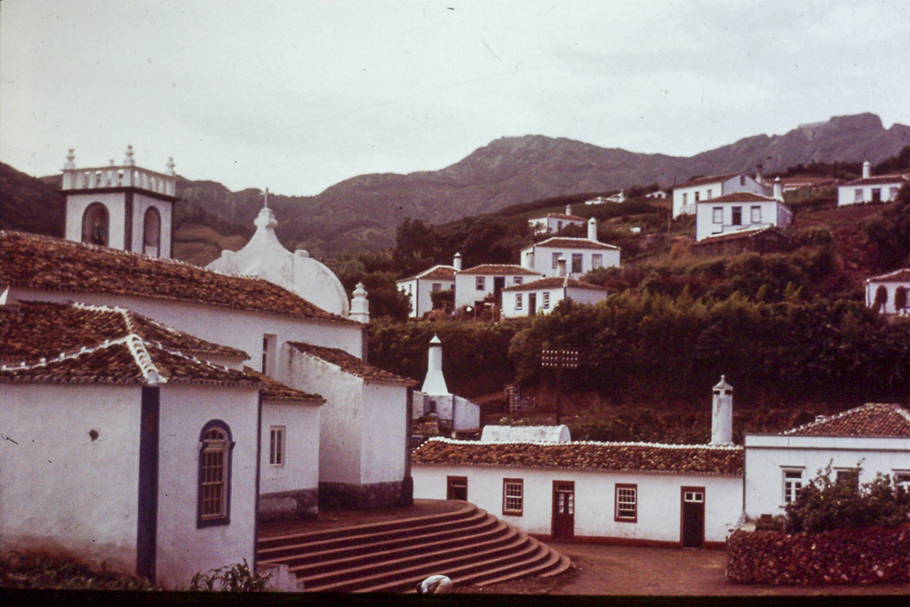 14. Feteiras de Santa Bárbara (Santa Maria)