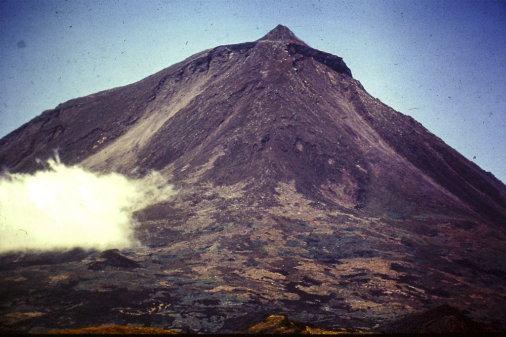 156. Vulcão do Pico (Pico)