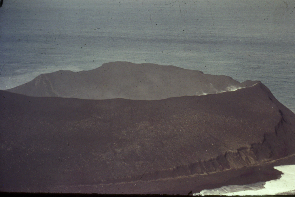 174. Ilheu dos Capelinhos (Faial)