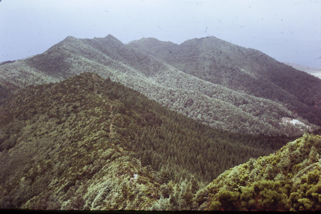 3. Pico da Caldeira (Santa Maria)