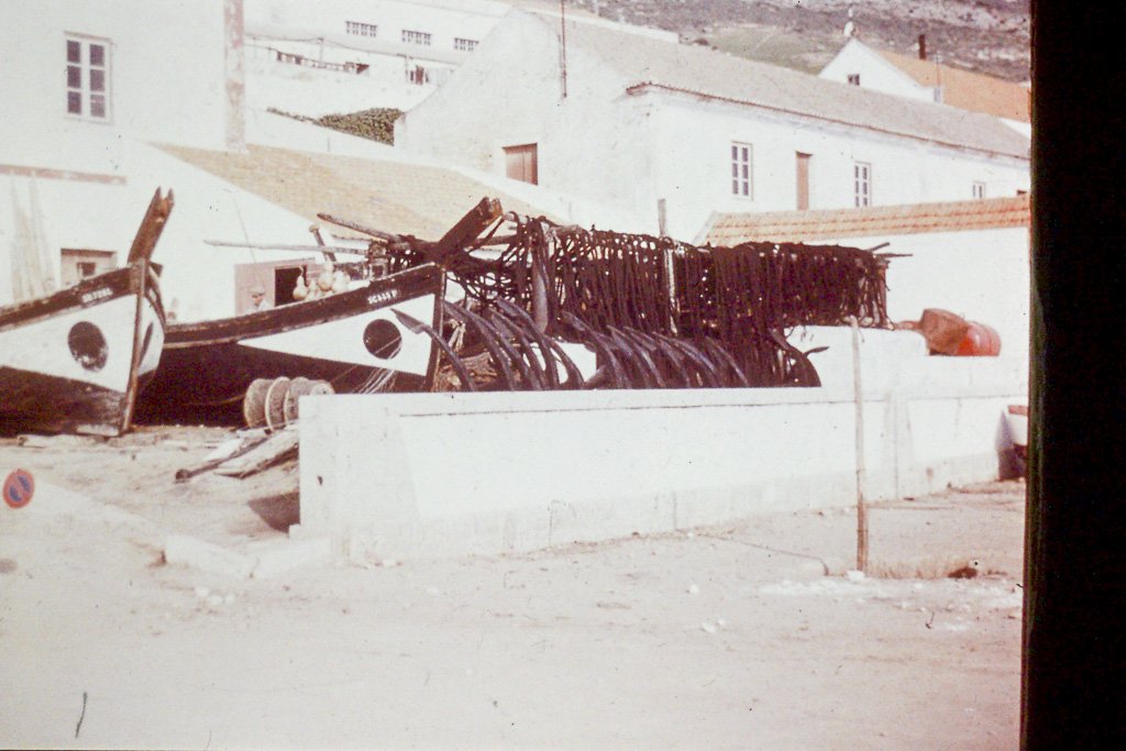 342. Sesimbra barcos de uma aramção