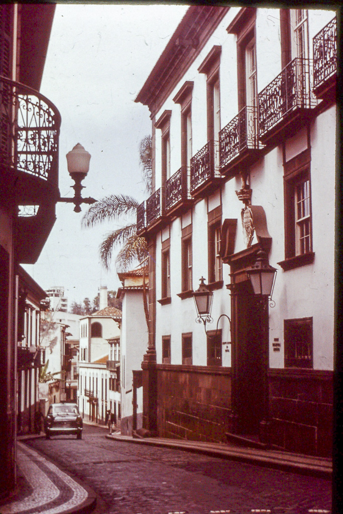 50. Funchal