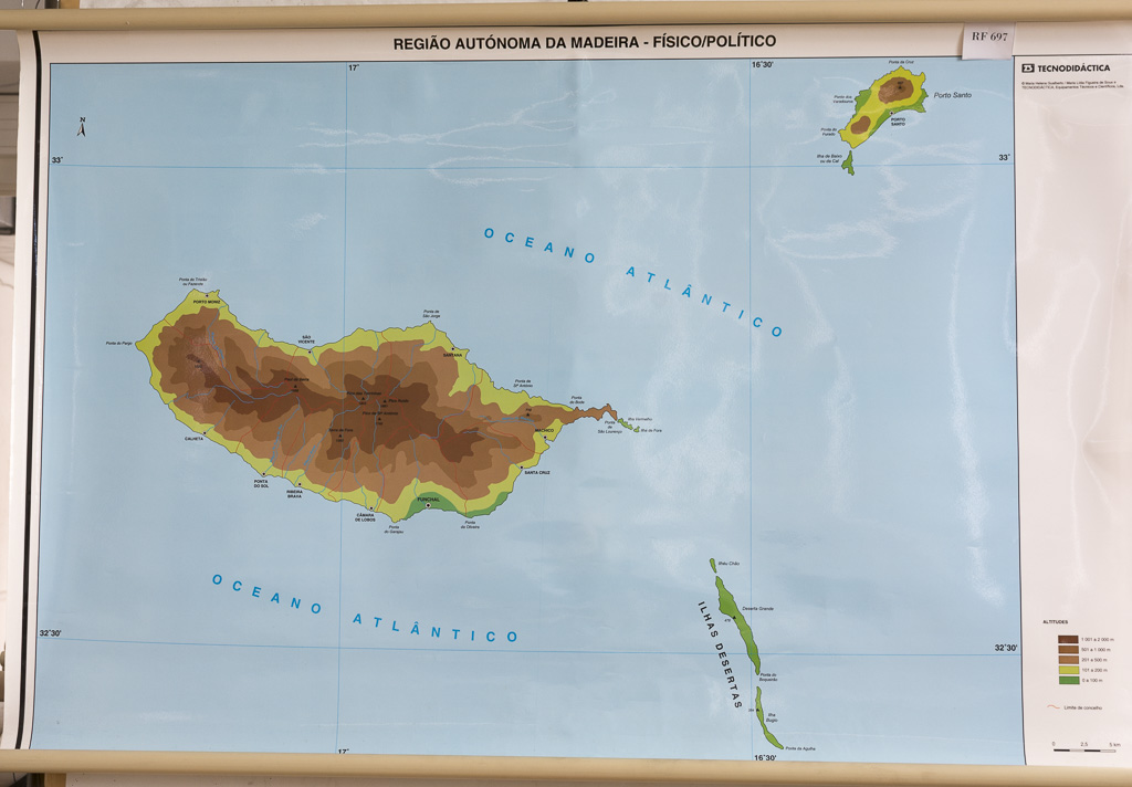 (RF 697) Região Autónoma da Madeira – Físico/Político