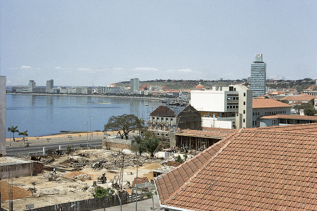 Baía de Luanda (1966)