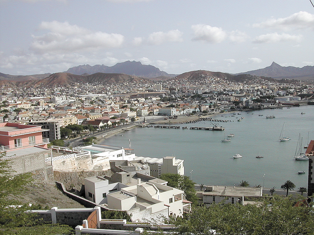 Baía e cidade de S. Vicente (2003)