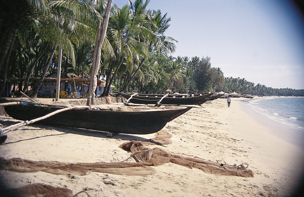 Bardez - praia de Calangute e seu extenso coqueiral (1994)