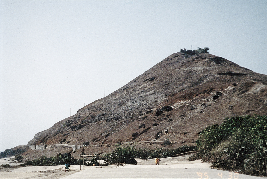 Colina e Fortaleza de Tiracol (1995)