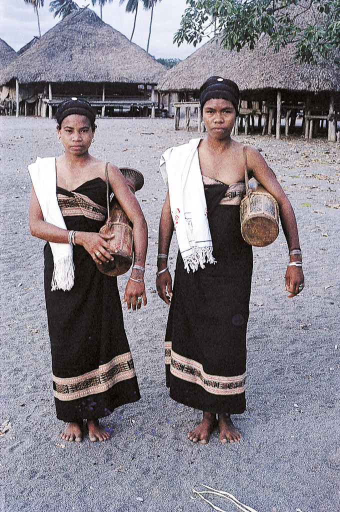 Dançarinas de Suai (1973)