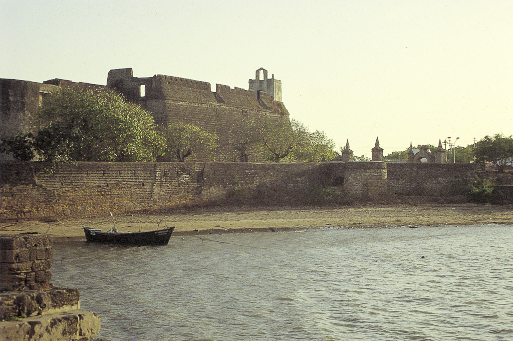 Fortaleza de Simbor - Antigo enclave de Diu (1995)