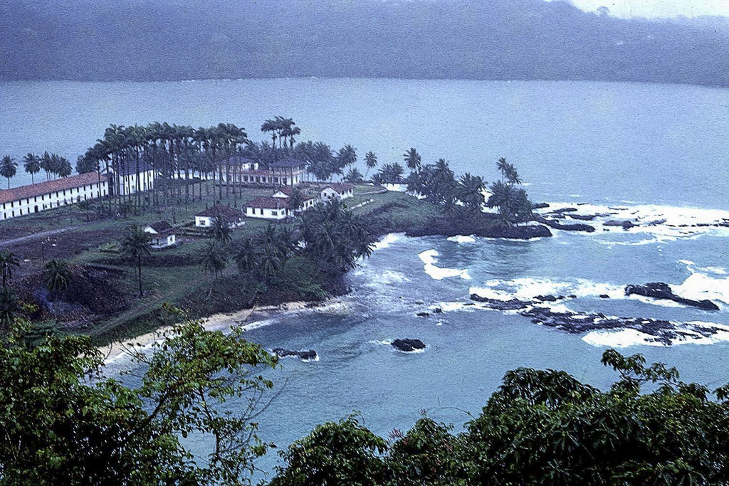 Grande roça no sueste de São Tomé (1966)