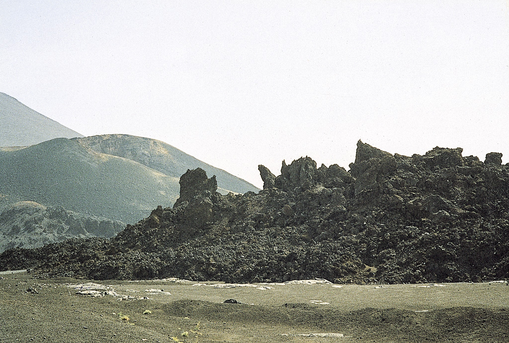 Lavas da erupção de 1951, na Ilha do Fogo (2003)