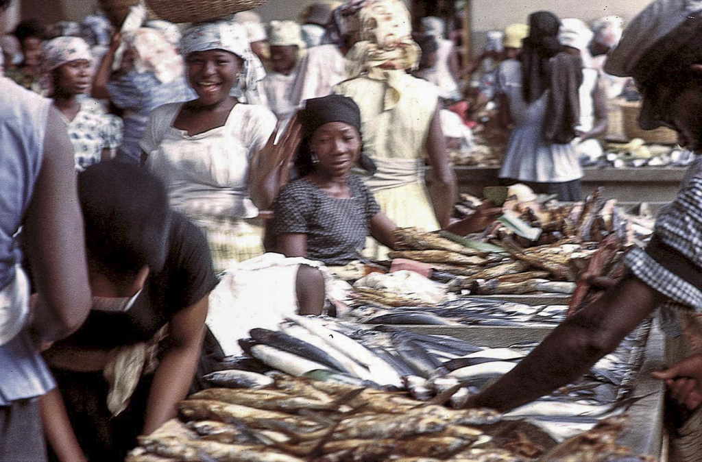 Mercado de Peixe, São Tomé (1965)