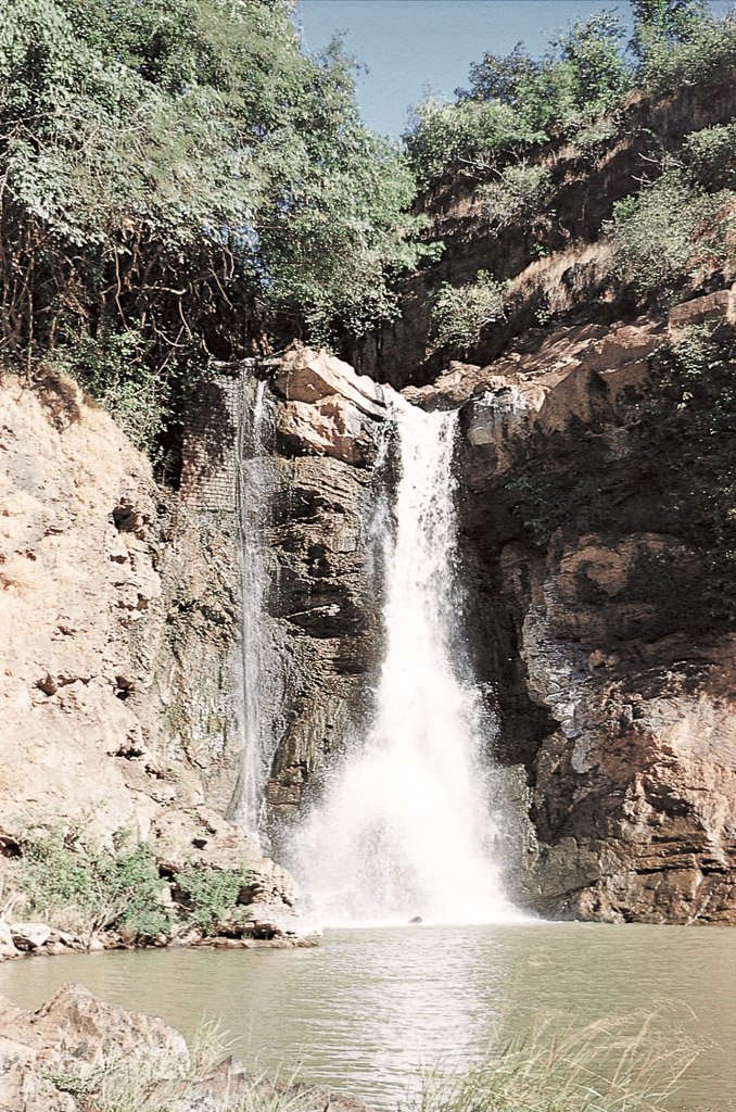 Perném – cascata de Arvalém (1994)