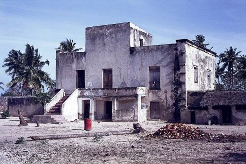 Uma das poucas casas agrícolas que restam (1969)